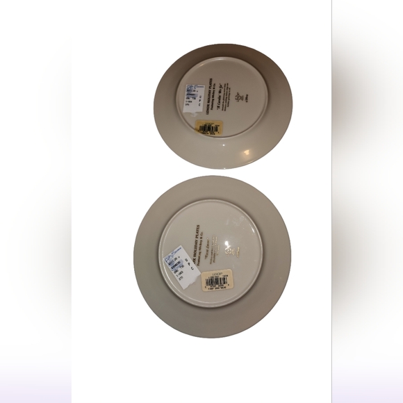 NEW 2pcs Lenox Holiday Disney Mickey Mouse Christmas Disney 2pc salad pl… - Picture 9 of 11